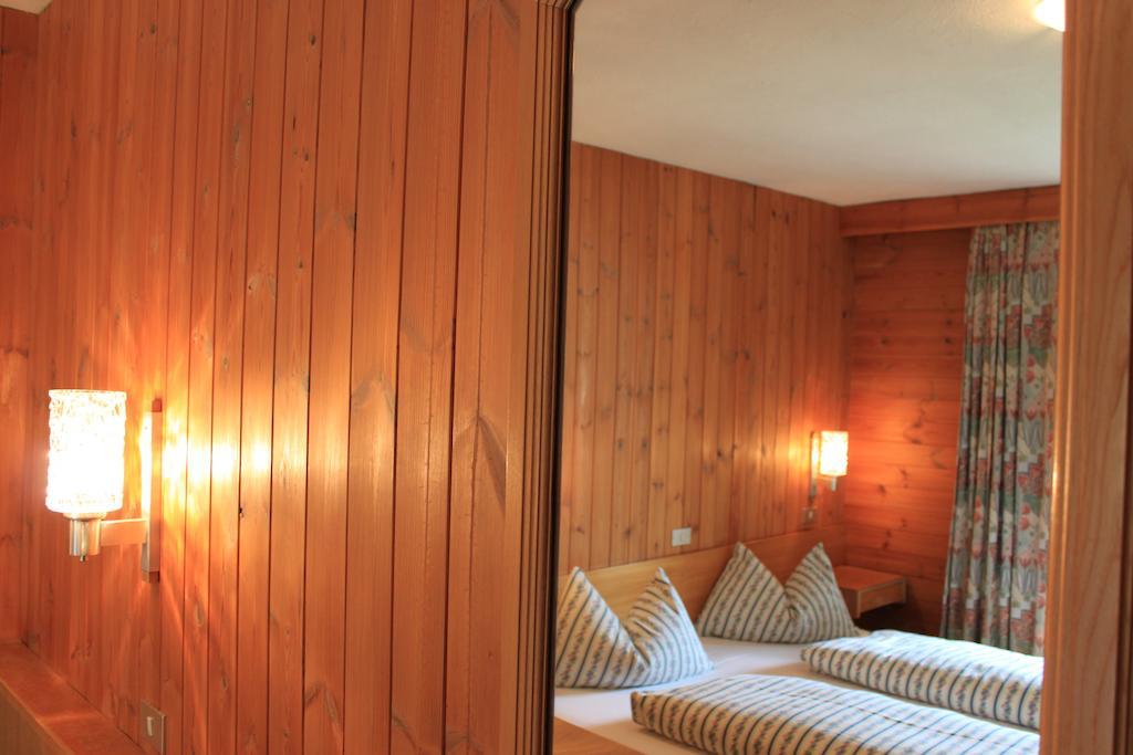 Albergo Alisander Kurfar Exterior foto